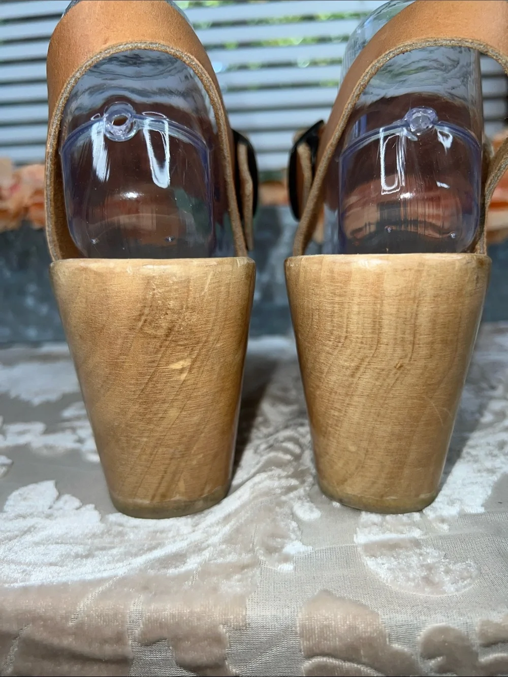 No. 6 Two Strap Clog on Platform in Desert Size 40